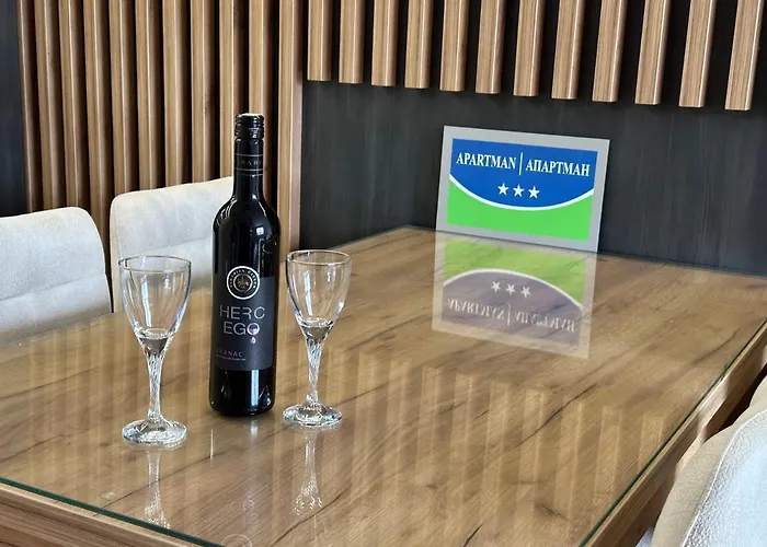 公寓 Stan Na Dan Lorena 塞拉耶佛